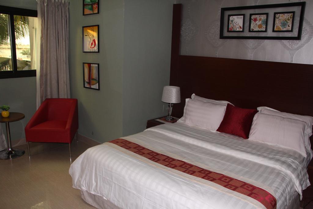 Eleven'S Hotel & Spa Abidjan Exteriör bild